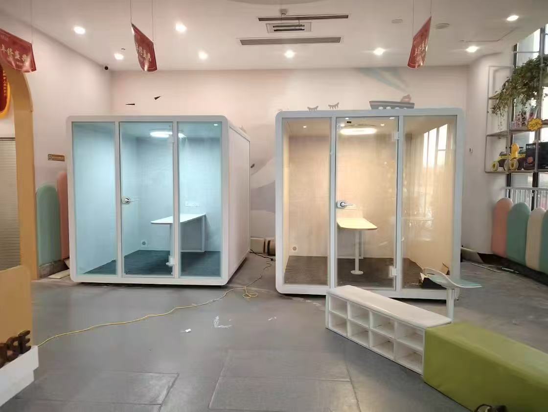 Portable Mini Outdoor Single Office Pod, Indoor Soundproof Acoustic Furniture, Home Office Mobile Phone Booth Pod