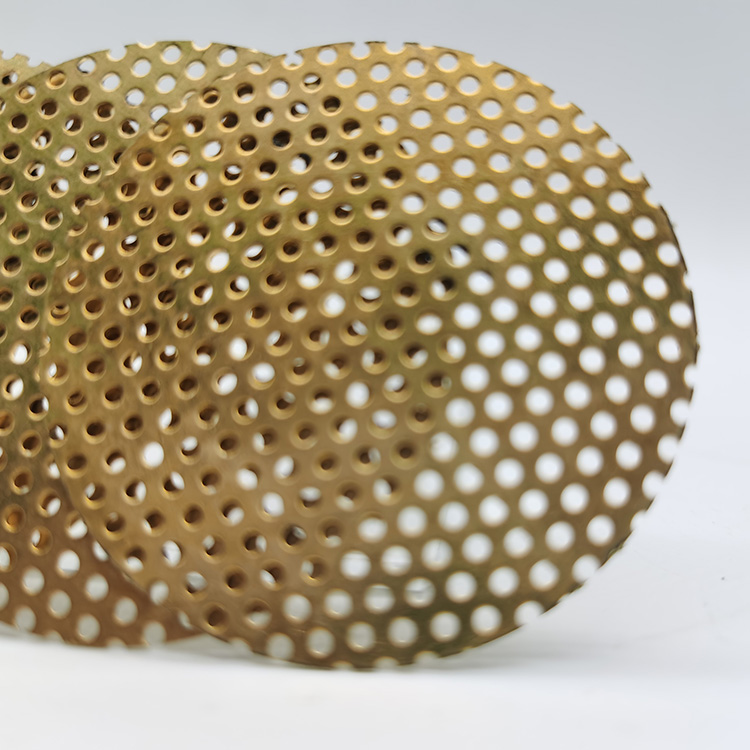 High Quality Brass Perforated Coil Screen Mesh, Round Hole Perforated Metal Sieve Coil From China