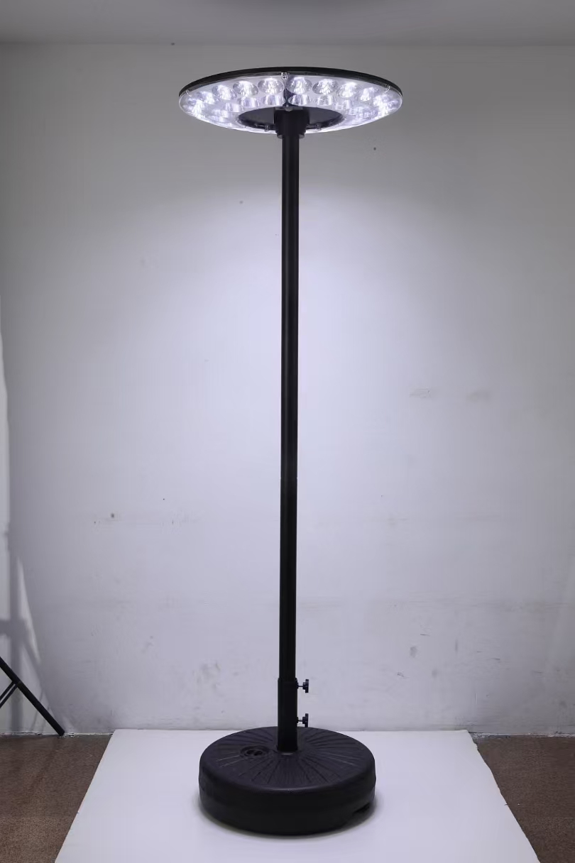 Tool-Free Installation Solar LED Street Light for Gardens