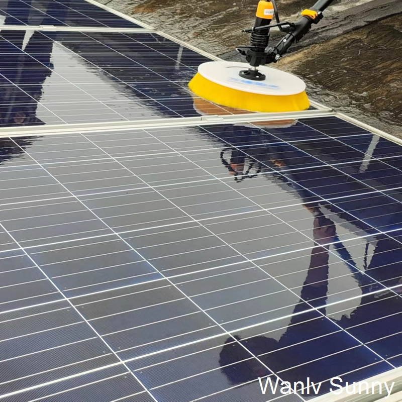 High-End Single-Head Rotary Brush with Water Pump for Solar Panels Cleaning