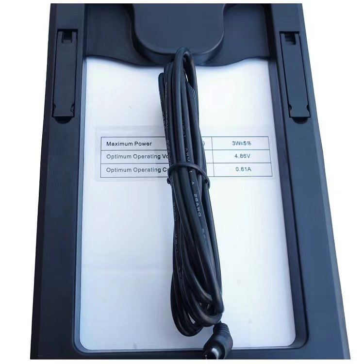 Home Use Solar Power Lighting System Whit 3 LED Bulbs