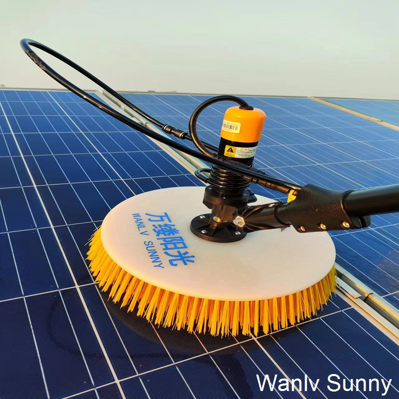 Hassle-Free Solar Panel Cleaning Brush with Long-Distance Pump