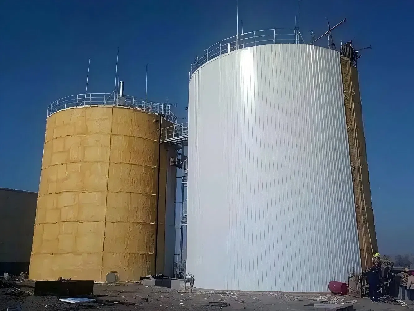 Commercial Grade Livestock Small-Scale Animal Feed Steel Silo