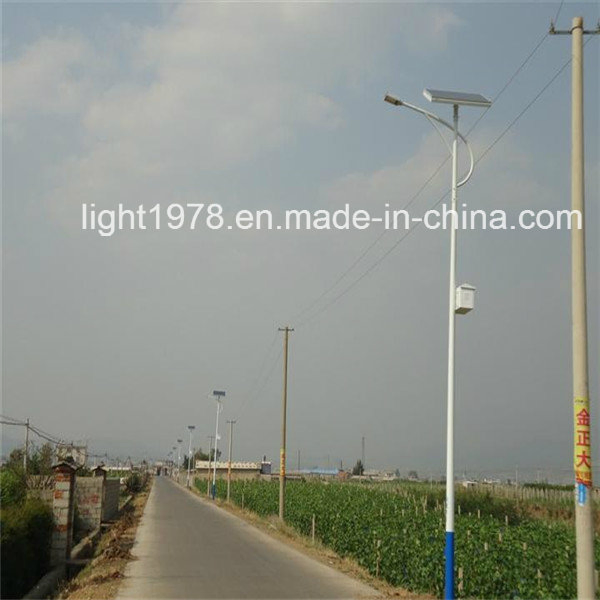 China Top Manufacturer of 8m Pole 60W Solar Street Lighting System