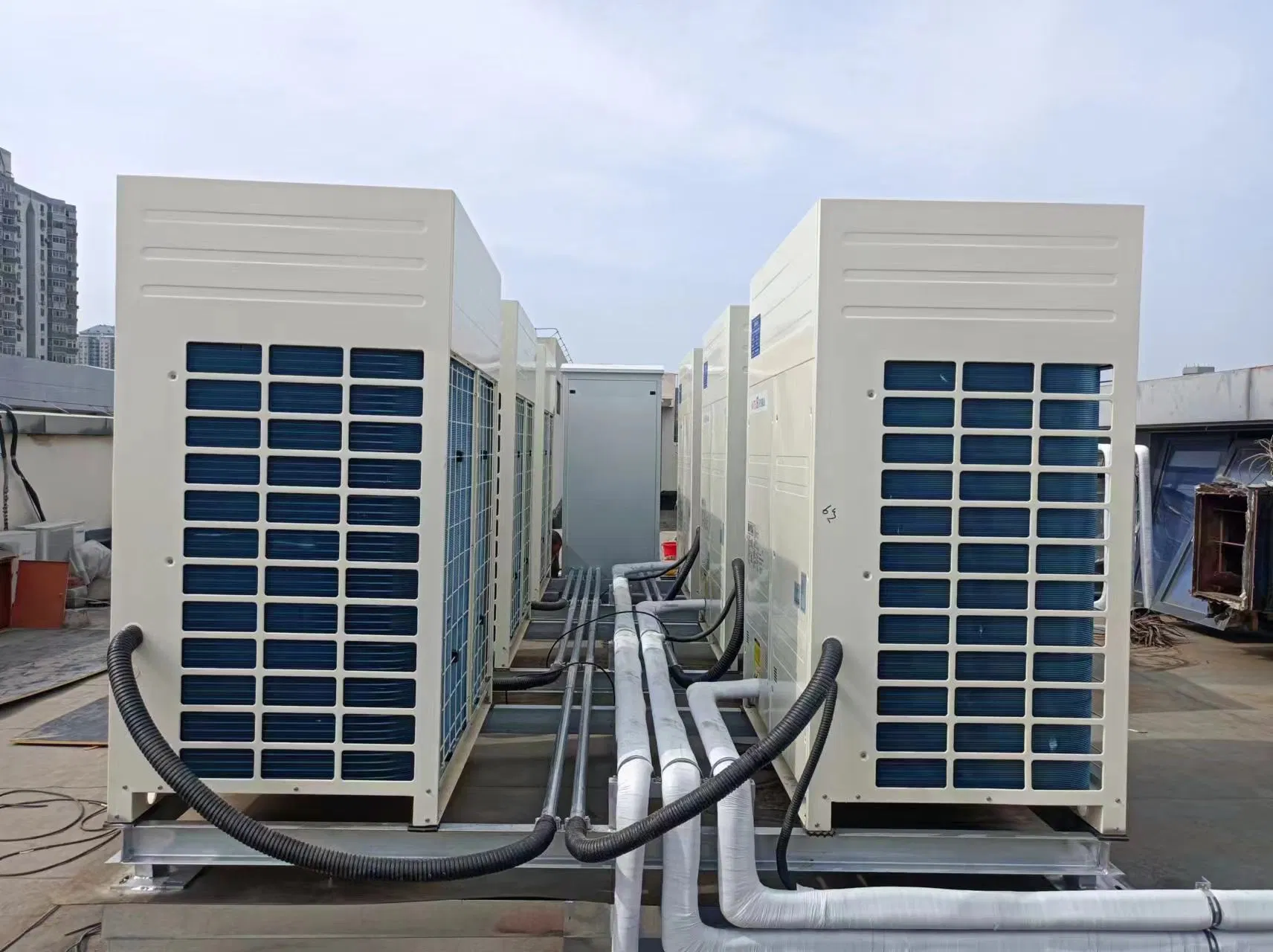 Weather Resistant Outdoor Vrf Unit for Stable Operation in Commercial Air Conditioning
