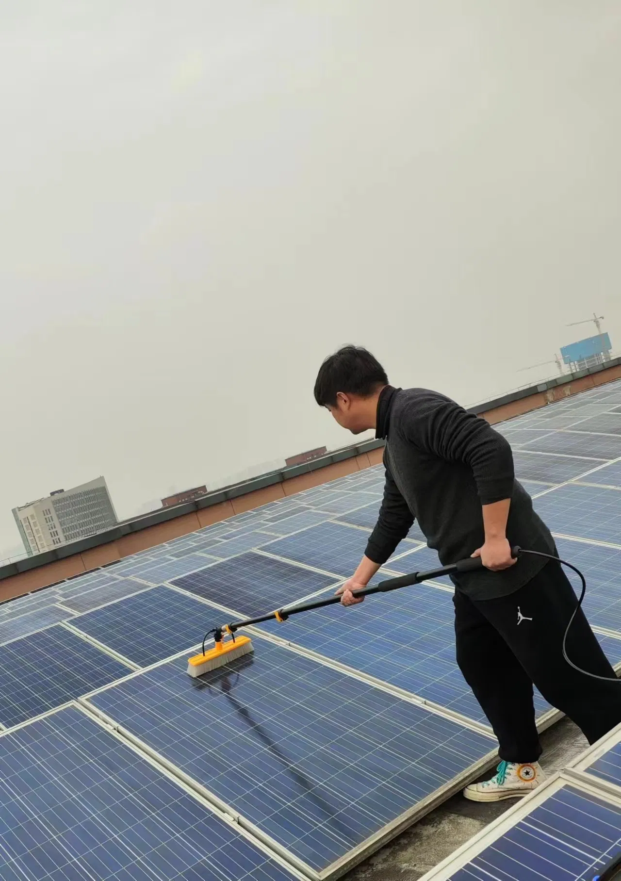 Solar Panel Spray Cleaning Brush Connect to Tap or Pump in Option