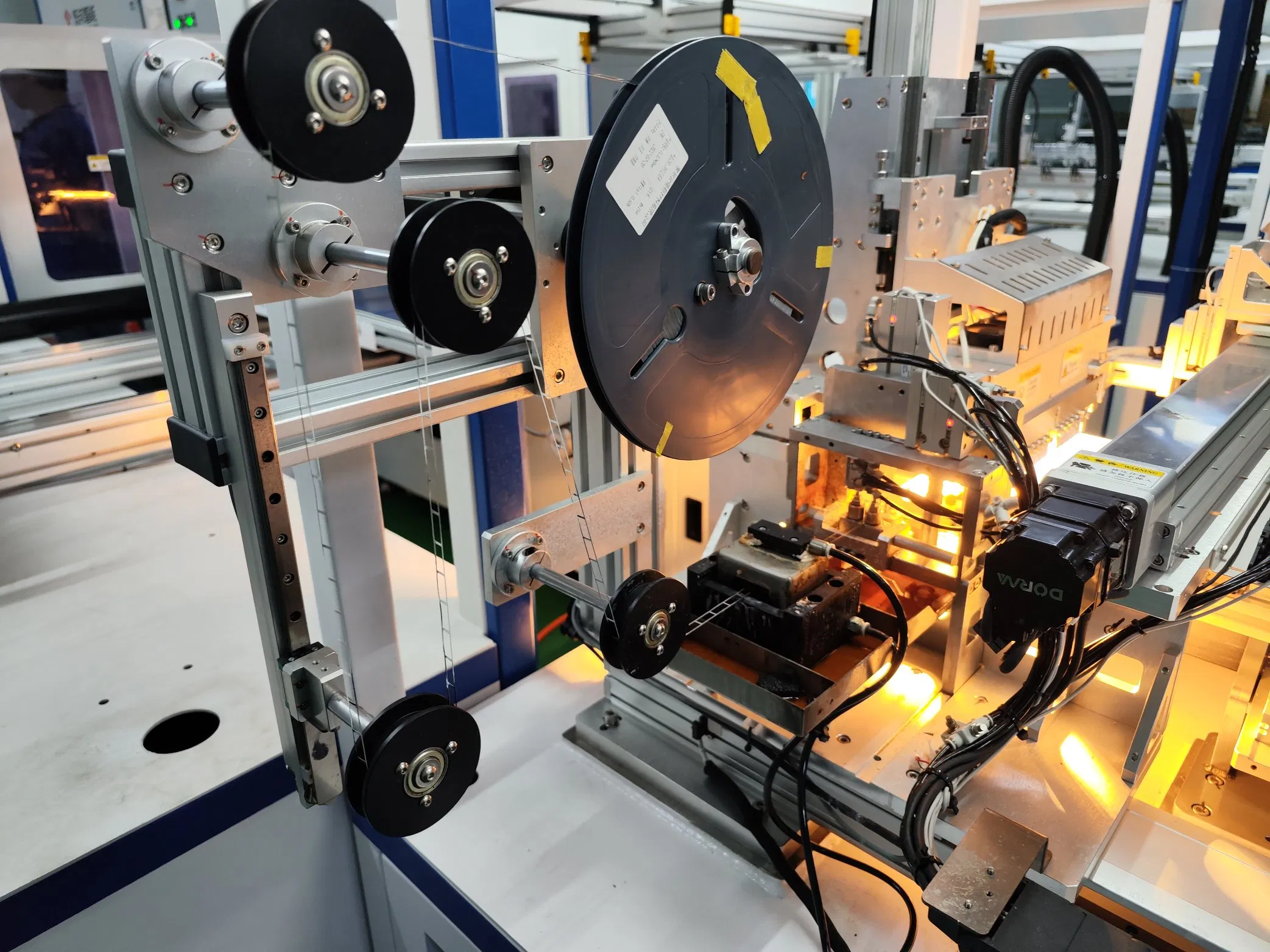 Solar Panel Manufacturing Line with Automated Tabber Stringer, Laminator and Framing Processes