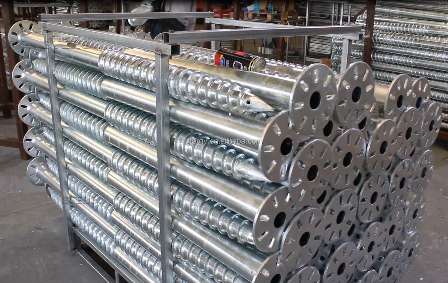 Durable Ground Mount System for Solar Panels with Easy Assembly