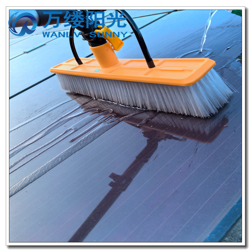 Extendable High-Altitude Cleaning Brush Water-Fed-Pole Solar Brush with Lifting-Pump