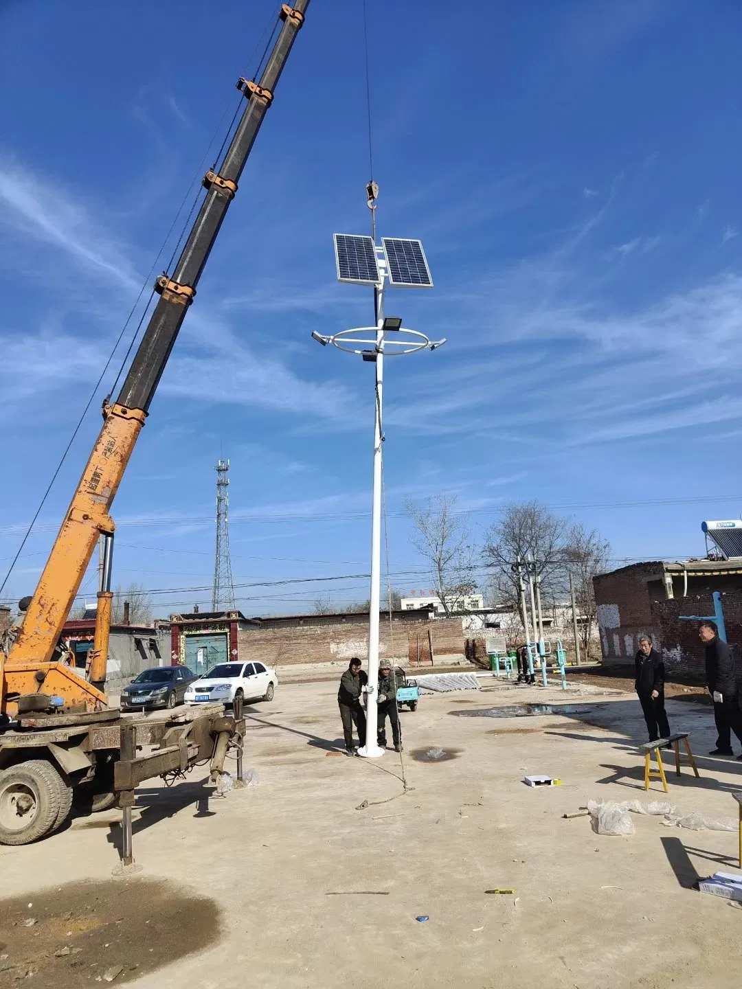 Warranty 5 Years Easy Installation 100 Watt Solar LED Street Lighting Light with Q235 Pole PV Panel Junction Box