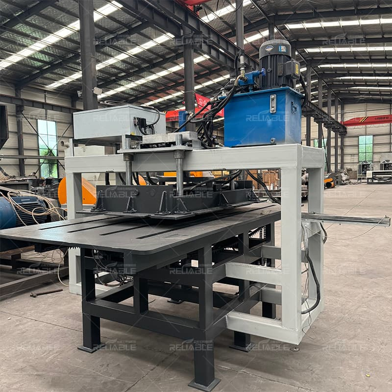 Full Automatic PV Solar Panel Recycling Machine High Recovery Rate Solar Module Recycling Equipment