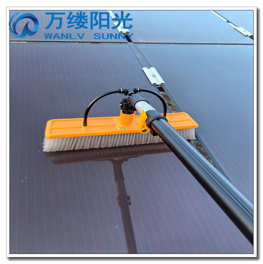 Water-Fed-Pole Solar Panel Cleaning Manual Brush with 4 Water-Jets and 120W DC-Water-Pump