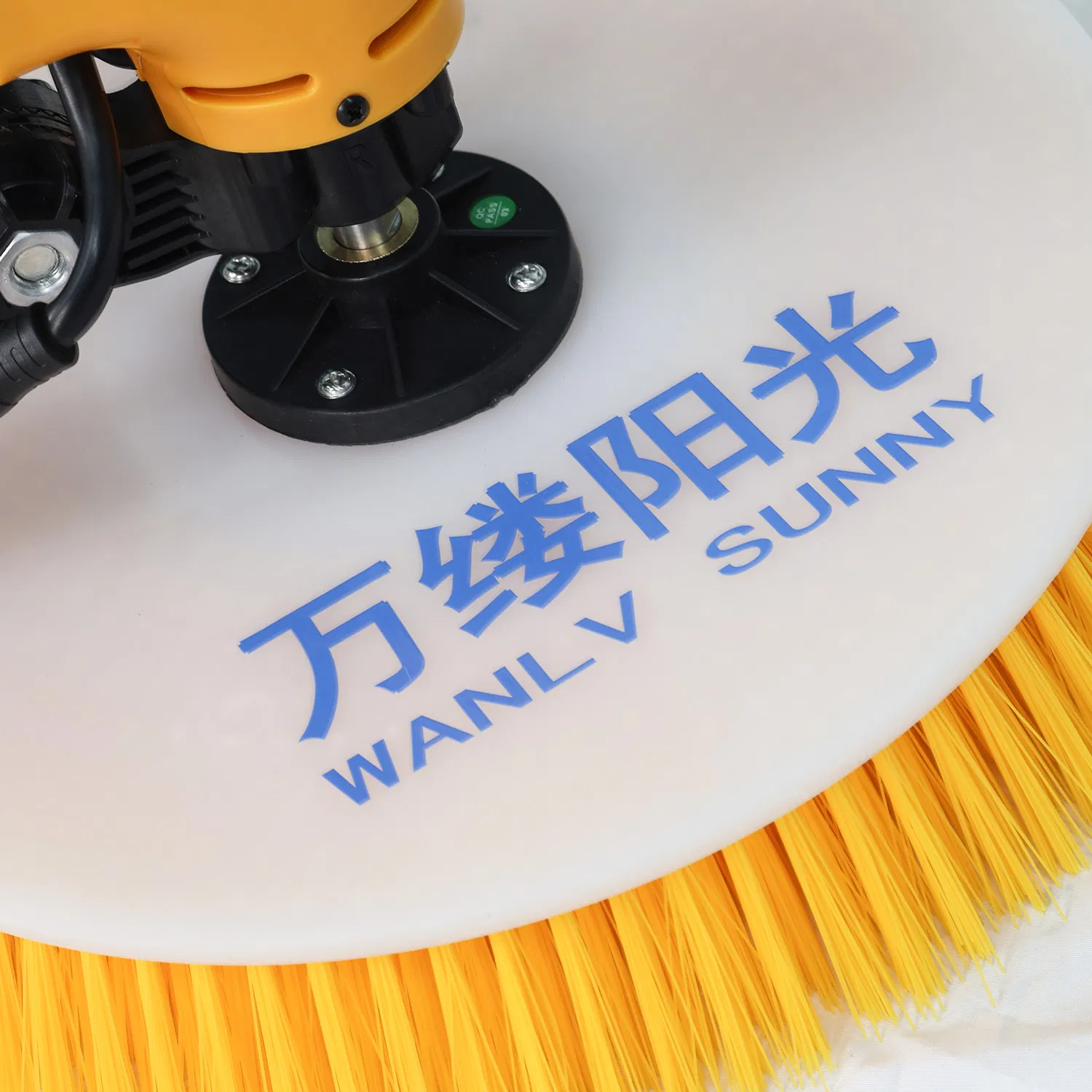 Matched High-Pressure Pump and Extended Water Pipe Spin Solar Panel Cleaning Brush
