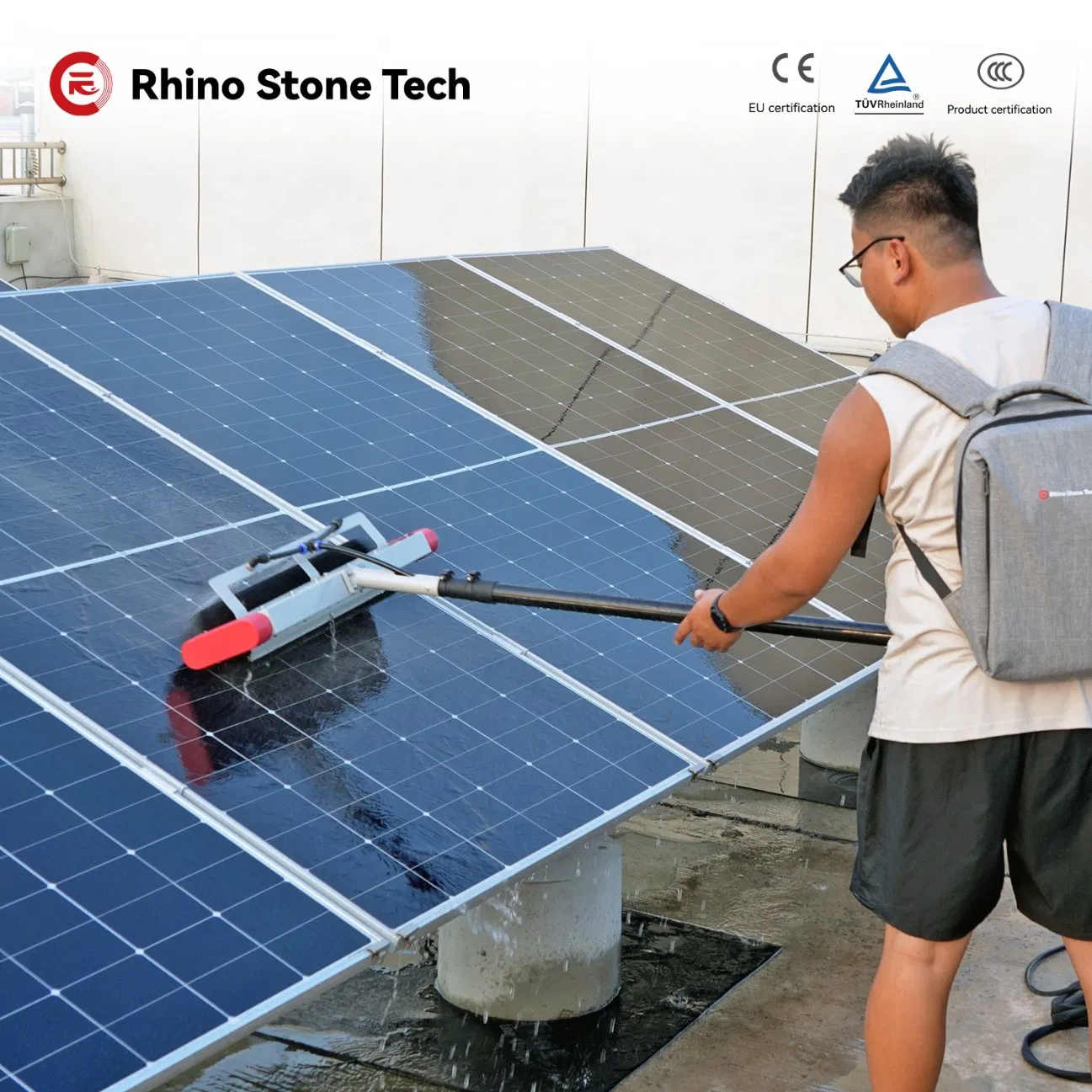 Widely Used Lightweight Manual Spray Brush Can Be Connected to Water Pump/Tap Directly for Solar Panel Quick Cleaning