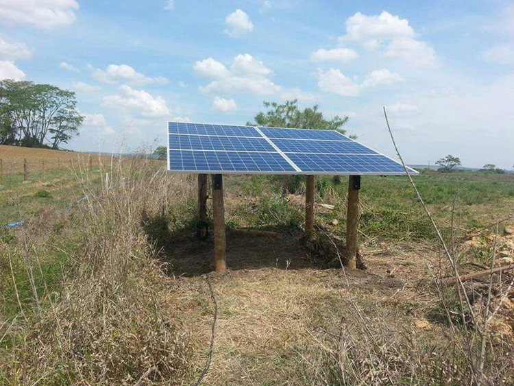 Hot Selling Portable Borehole Controller System Kit Solar Water Pump for Irrigation