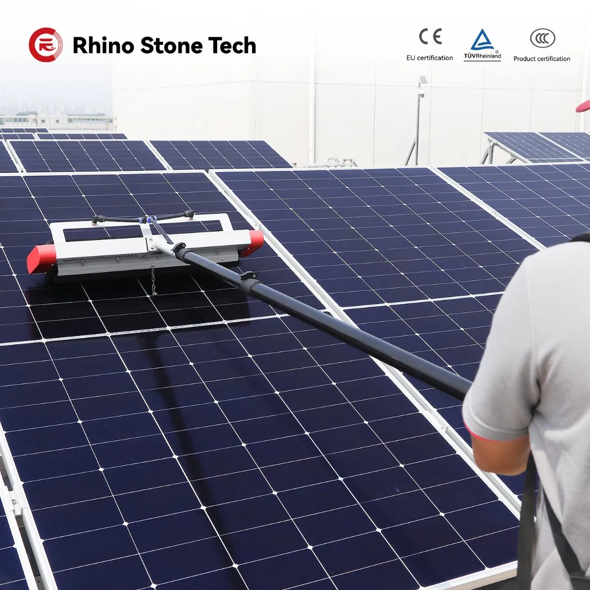 Widely Used Lightweight Manual Spray Brush Can Be Connected to Water Pump/Tap Directly for Solar Panel Quick Cleaning