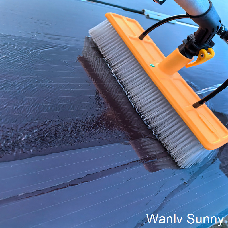 Water-Proof Solar Panel Cleaning Brush Water-Fed Solar Cleaning Pole with Water Pump