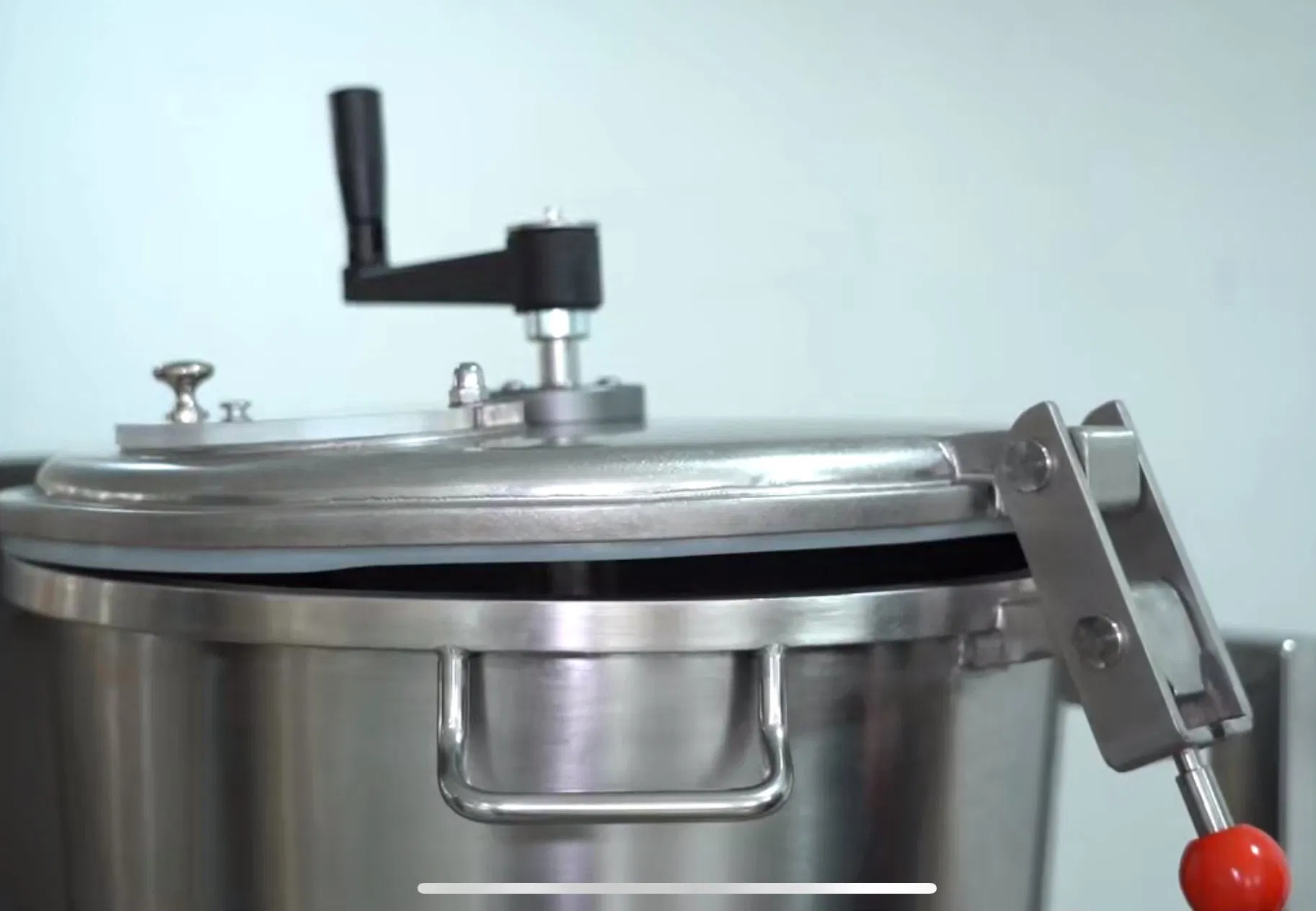 Professional Kitchen Blender for Restaurants Hotels and Commercial Food Preparation Equipment Supply