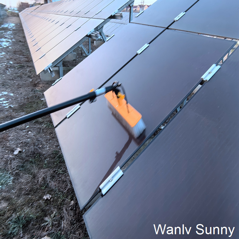 Water-Proof Solar Panel Cleaning Brush Water-Fed Solar Cleaning Pole with Water Pump