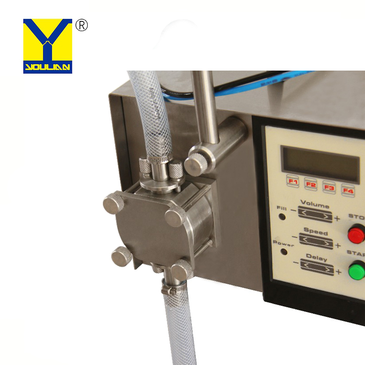 Gzd-100q High Precision Gear Pump Filling Machine for Juice Oil Honey Cosmetics Liquid Beverage Perfume