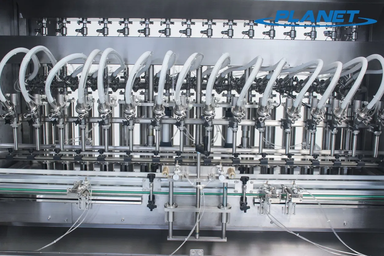 Automatic Liquid Filling Machine Hawthorn Juice, Appetizers Oil Shampoo Cleaning Detergent Plastic Glass Bottle Volumetric Filling Line