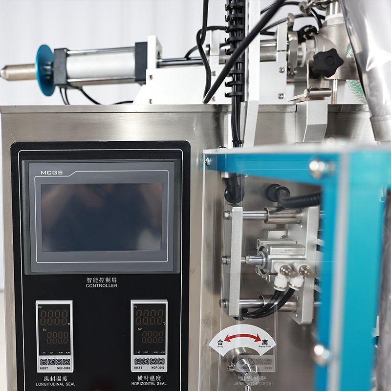 100-600L Semi-Automatic Chemical Paint Liquid Oil Barrel Filling Explosion-Proof Anti-Corrosion Vertical Packing Sealing Machinery Machine