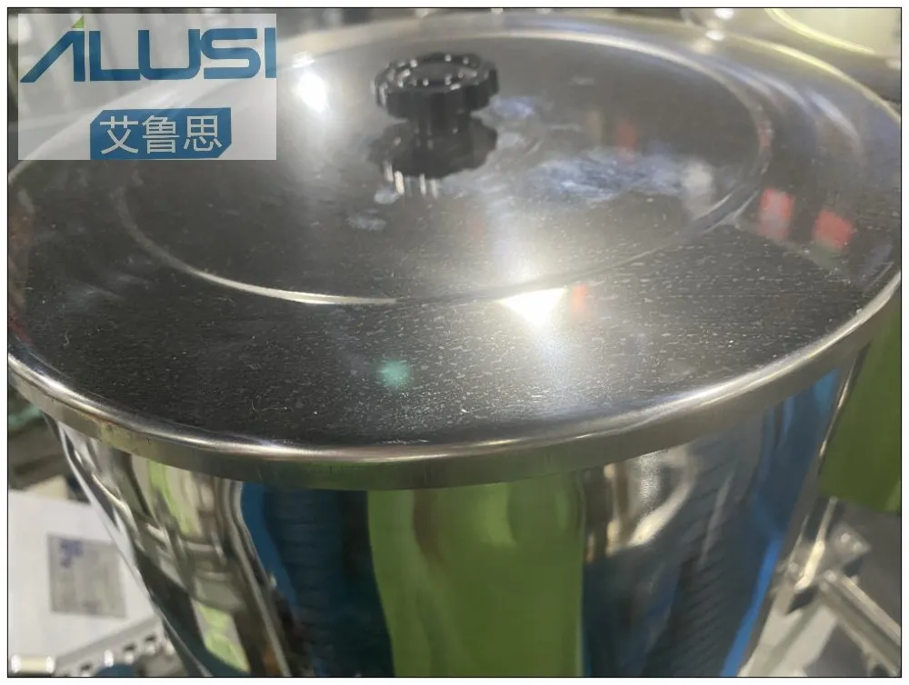 Filling Nozzle Detail