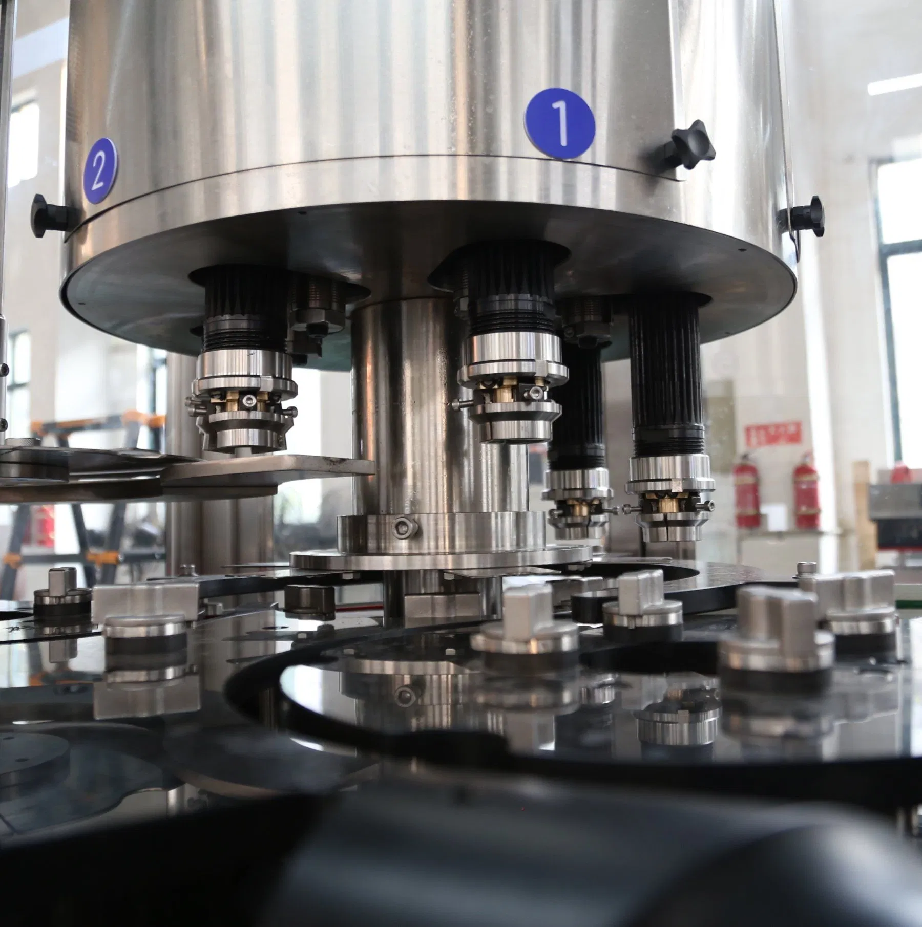 Fully Automatic High-Speed Servo Filling Machine for Water, Liquids, Pastes, Beverages, Edible Oils, and Lubricating Oils with a Systematic Solution