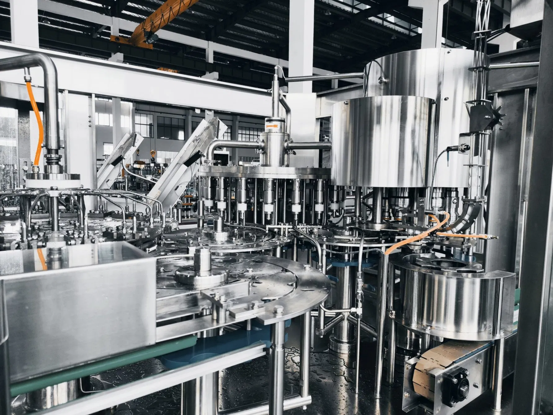 Africa Market Aluminum Can Pet Bottle Beverage Liquid CSD Soft Beer Hot Juice Tea Coffee Milk Sauce Honey Canning Filling Bottling Machine