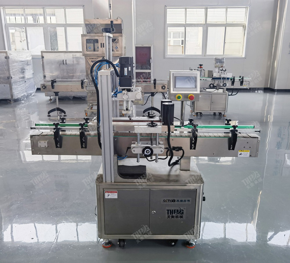 High Quality Multi-Head Bottle Solution Pneumatic Isobaric Water Sauce Liquid Filling Machine
