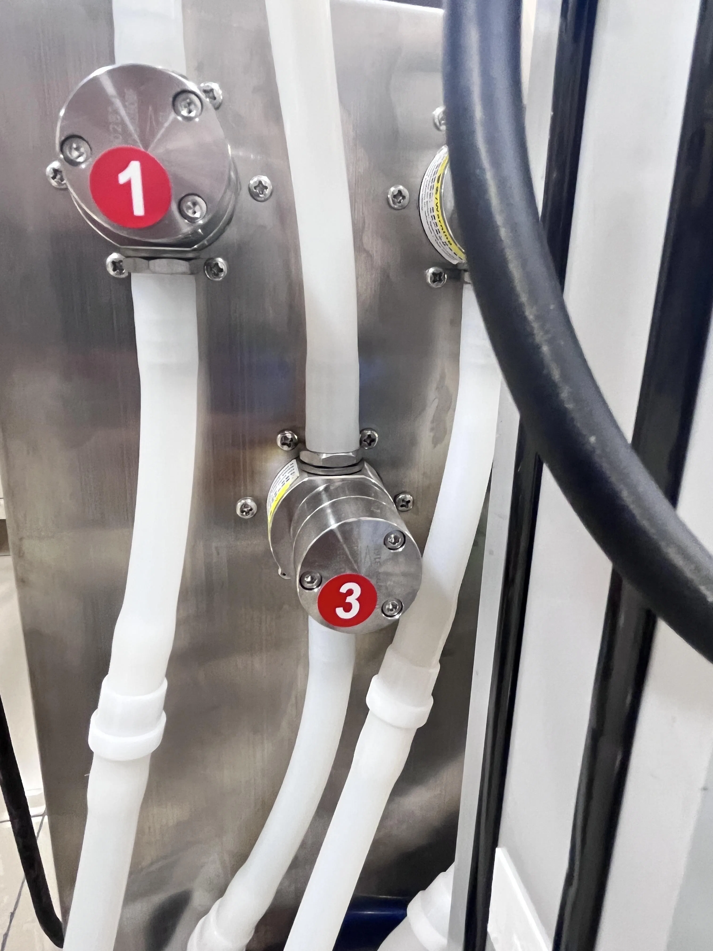 Multi Head Liquid Orange Juice Beverage Filling and Capping Packaging Machine