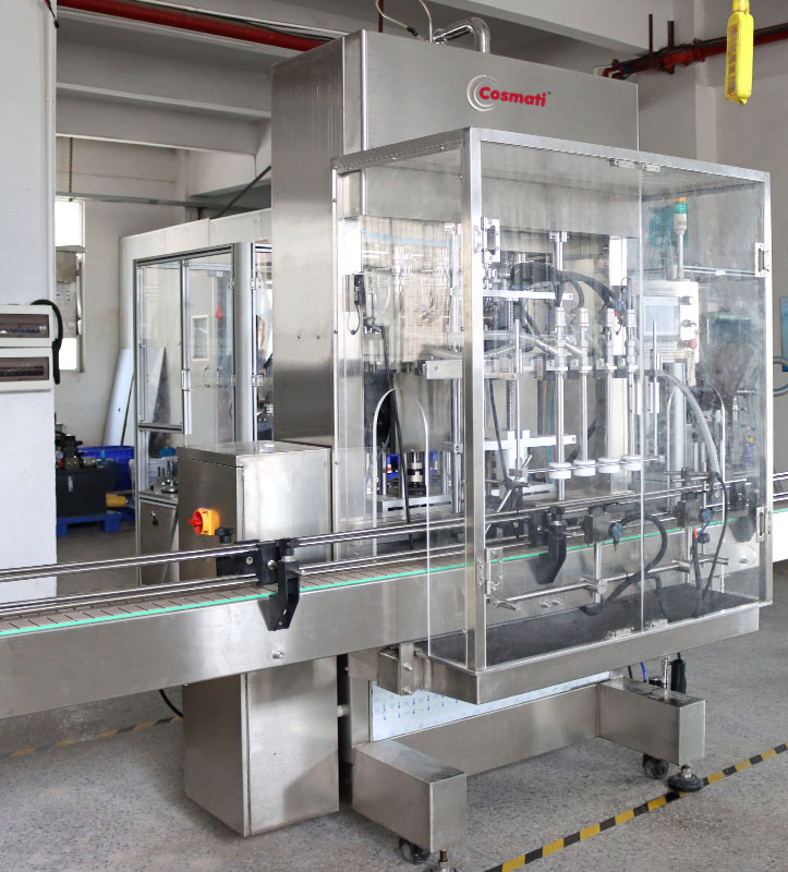 Multi Heads Piston Liquid Detergent Filling Machine Daily Chemical Shampoo Lotion Filler