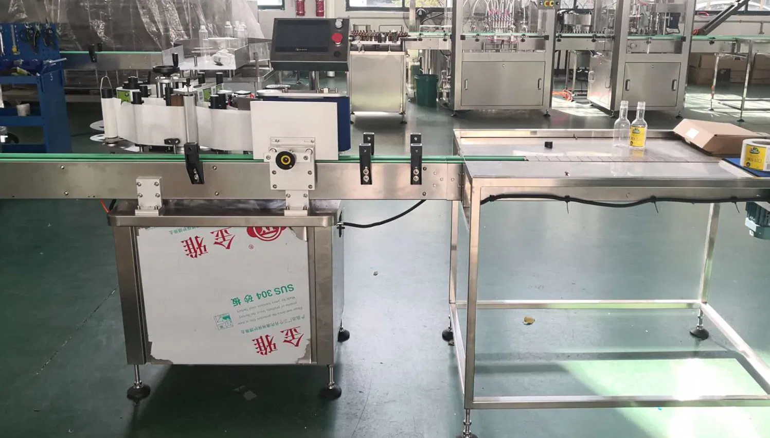 High-Quality Automatic Carbonated Beverage Soft Drinks Production Line with Liquid Filling Machine/Jam Packing Machine/Glass Bottle Filling Machine