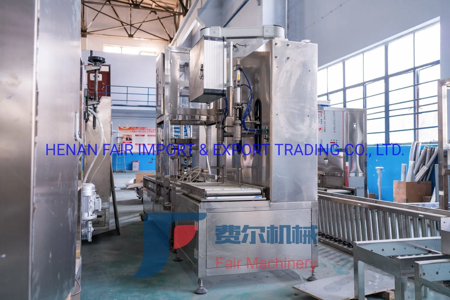 Full Automatic 2-6 Nozzles 1-20L Solvent Liquid/Engine Oil/Paint Filling Machine for Jar Cans/Buckets/Pails