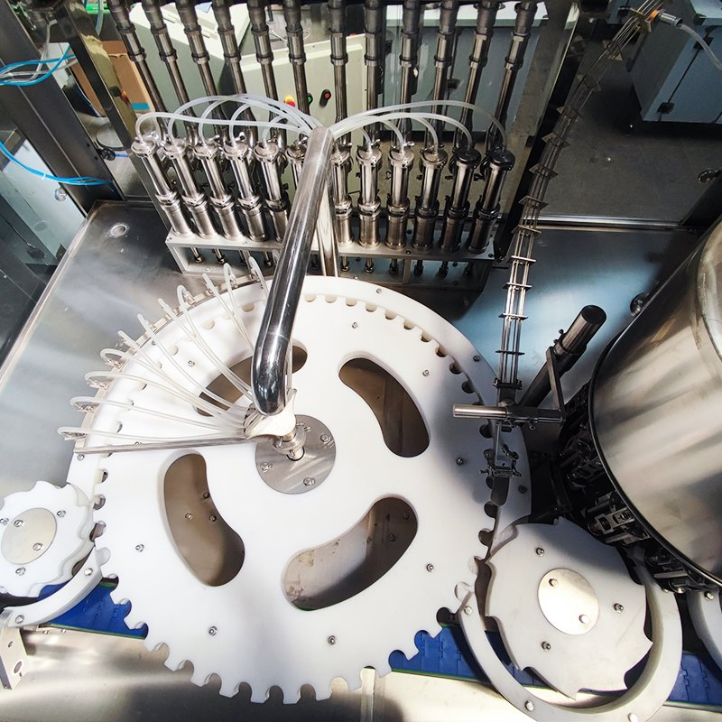 Fully Automatic Low Viscosity Liquid Tracking Filling Machine Bottle Filling and Capping Machine