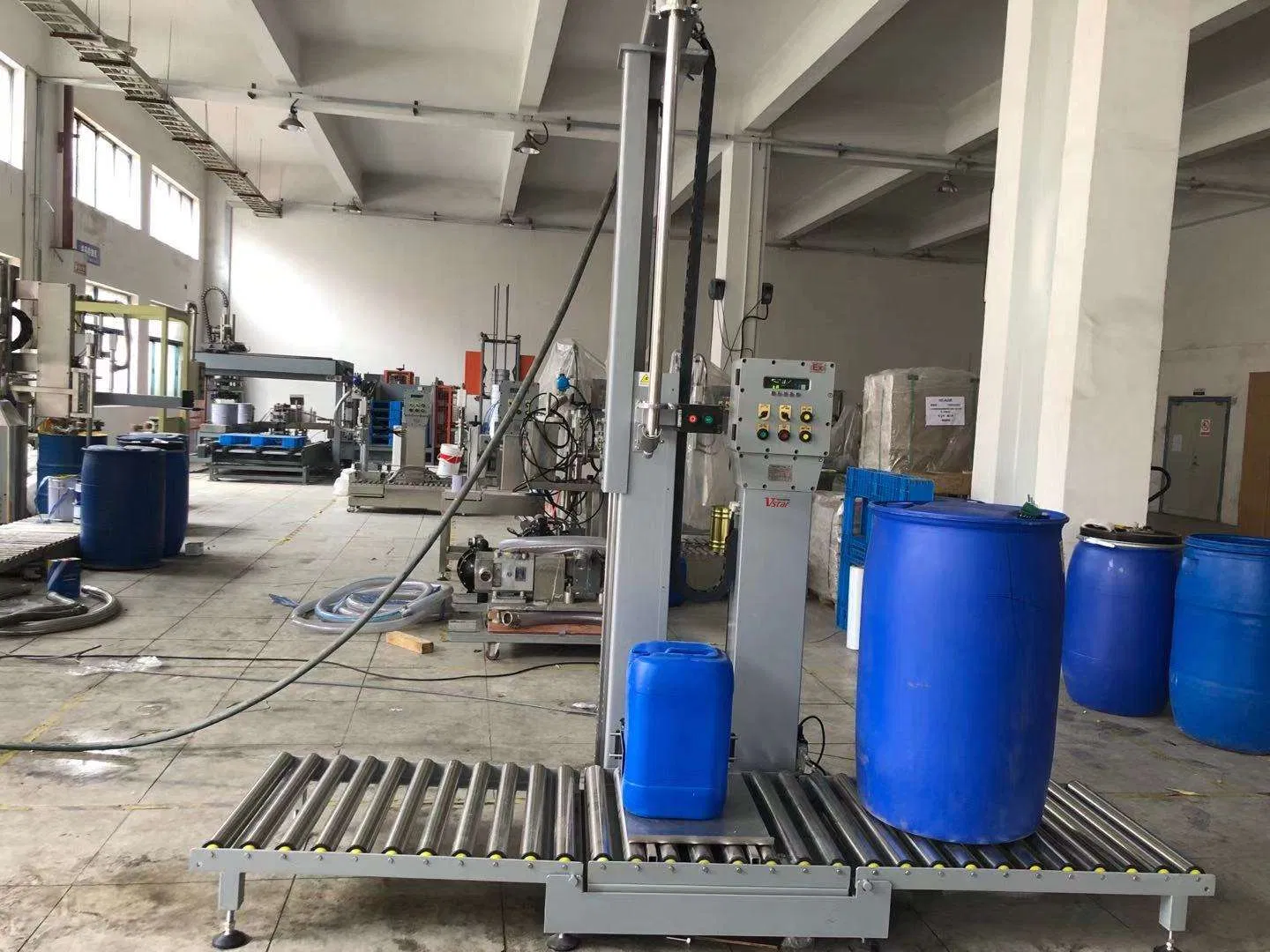 Vstsr Semi-Automatic V5-300be Explosion-Proof Filling Machine for Liquid