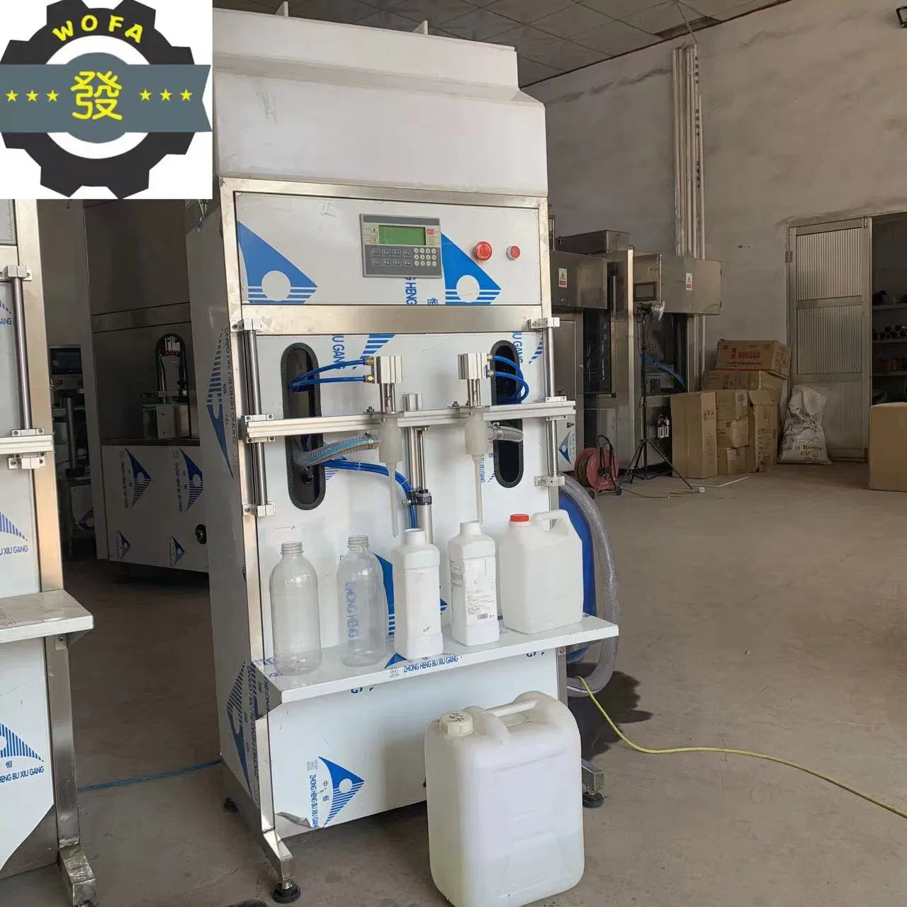 Jia He Semi-Automatic 2-Head Gravity Self-Flow Liquid Filling Machine Is Suitable for Filling Wine Juice Beverages Milk and Oil