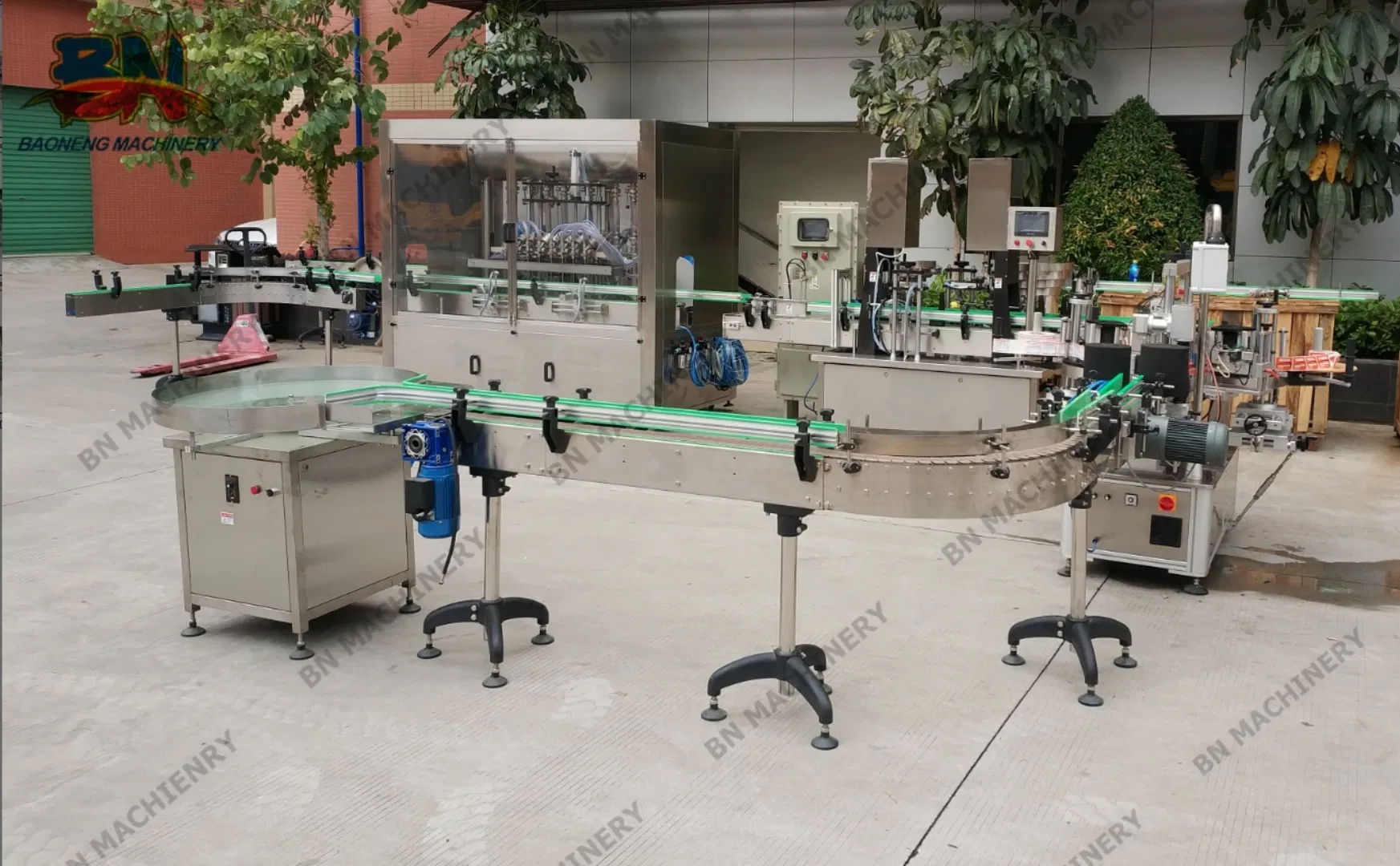 Quality Automatic Ethyl Alcohol Solvent Liquid Filling Machine Explosion Proof Bottle Filling Machine