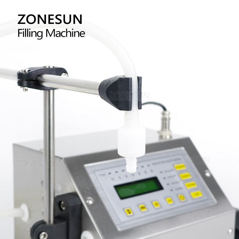 Zonesun Zs-Dtdp160A Automatic Liquid Filling Machine with Digital Control for Low Viscosity Products Water Juice Oil