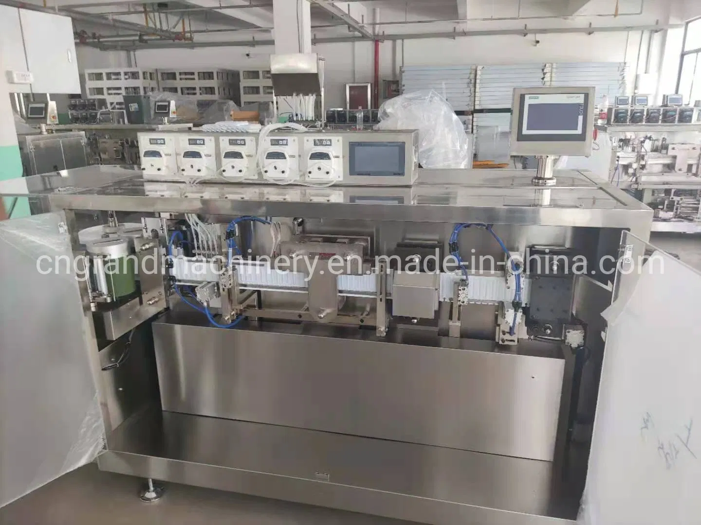Ggs-118 P5 Automatic Mono Dose Plastic Bottle Forming Filling Machine High Viscosity Cream Oil Liquid Filling Sealing Machine