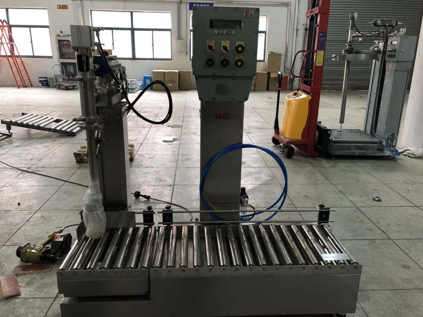 5 Gallon Pneumatic Solvent High Viscosity Filling Machine for Liquid