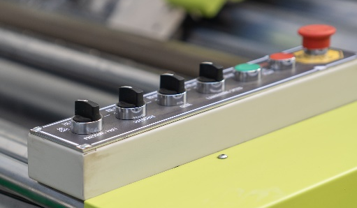 Auto pressure & glue amount adjust system