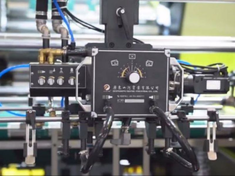 Servo high speed feeder, auto adjust