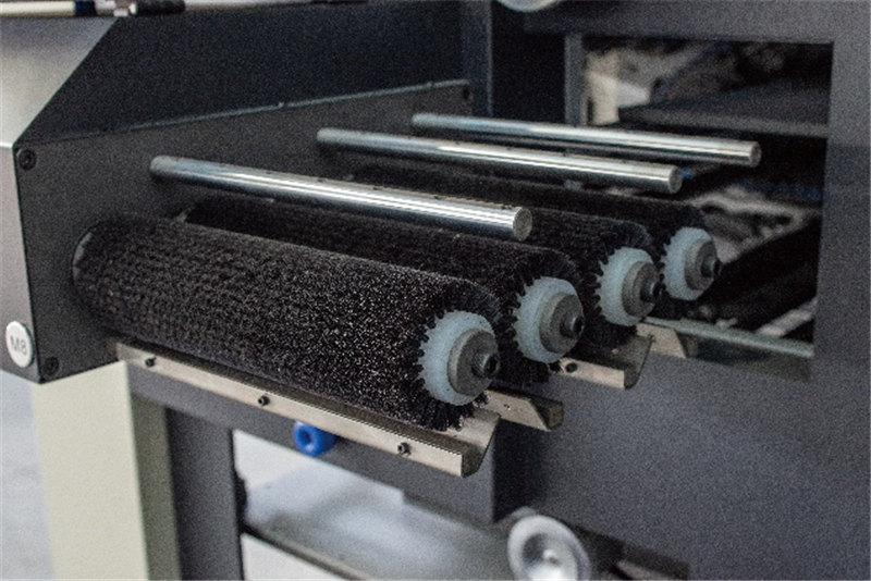 HTJ-1060 External Foil Rewinding System