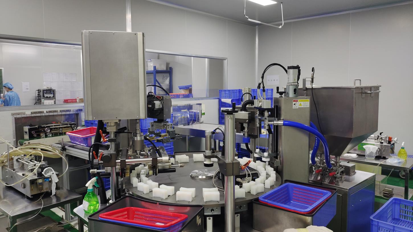 Filling and capping machine used in Fmo Beauty lipstick and lip gloss production line
