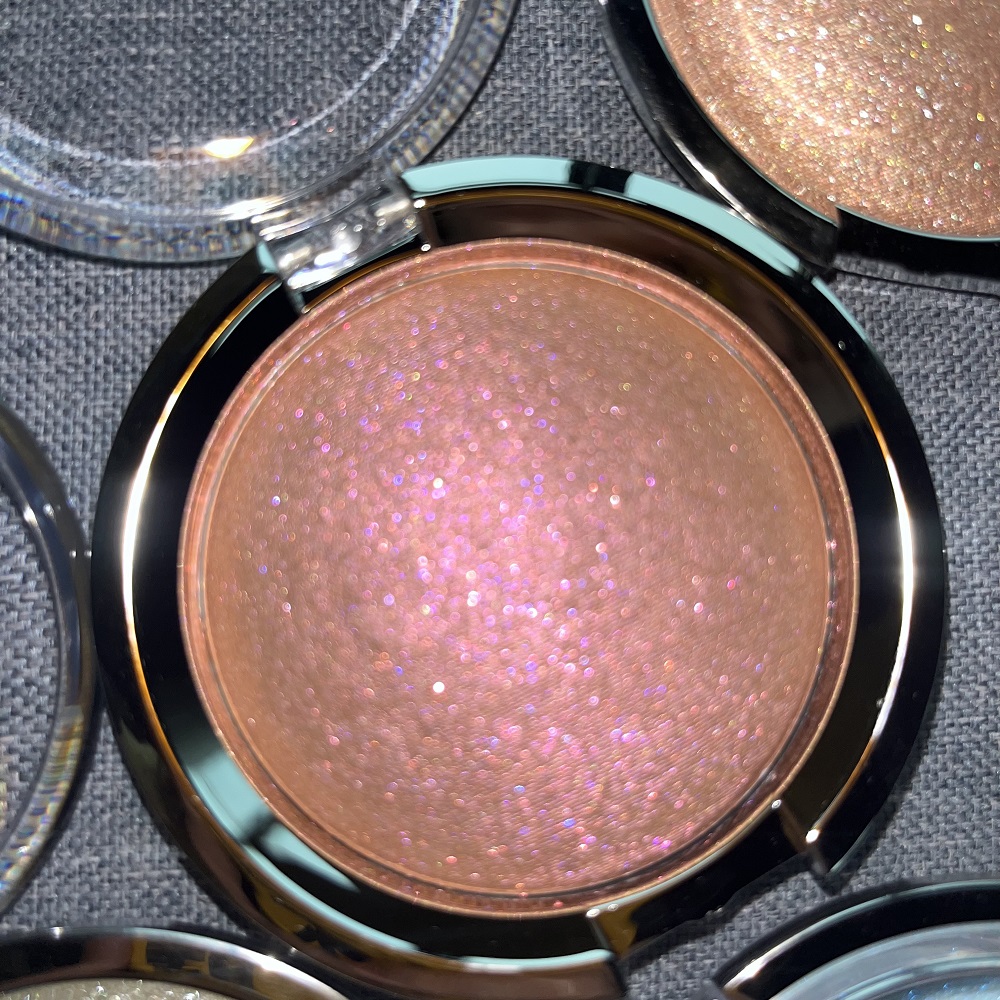 Private Label Wholesale Makeup Vegan Single Highlighter Shimmer Compact Cream Waterproof Duochrome Face Highlighter Pressed Form