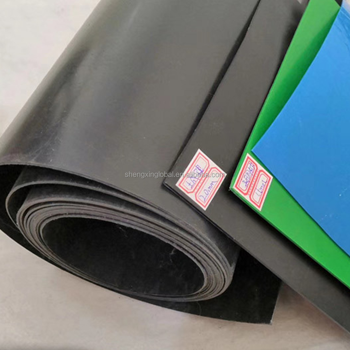 Smooth Surface Geomembrane Installation