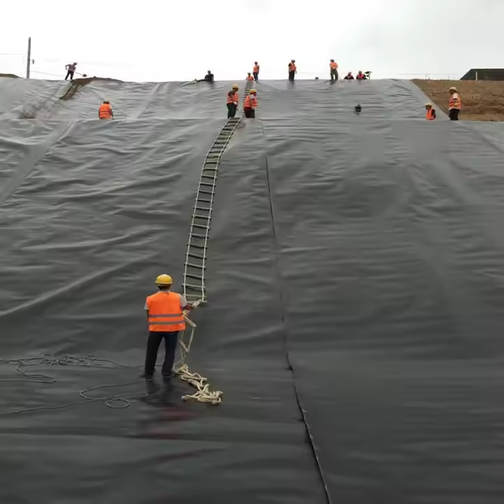HDPE Geomembrane Liners for Spirulina Aqua Culture Ponds 0.5mm 1mm 2mm Geomembrane for Salt Field Dam Liner