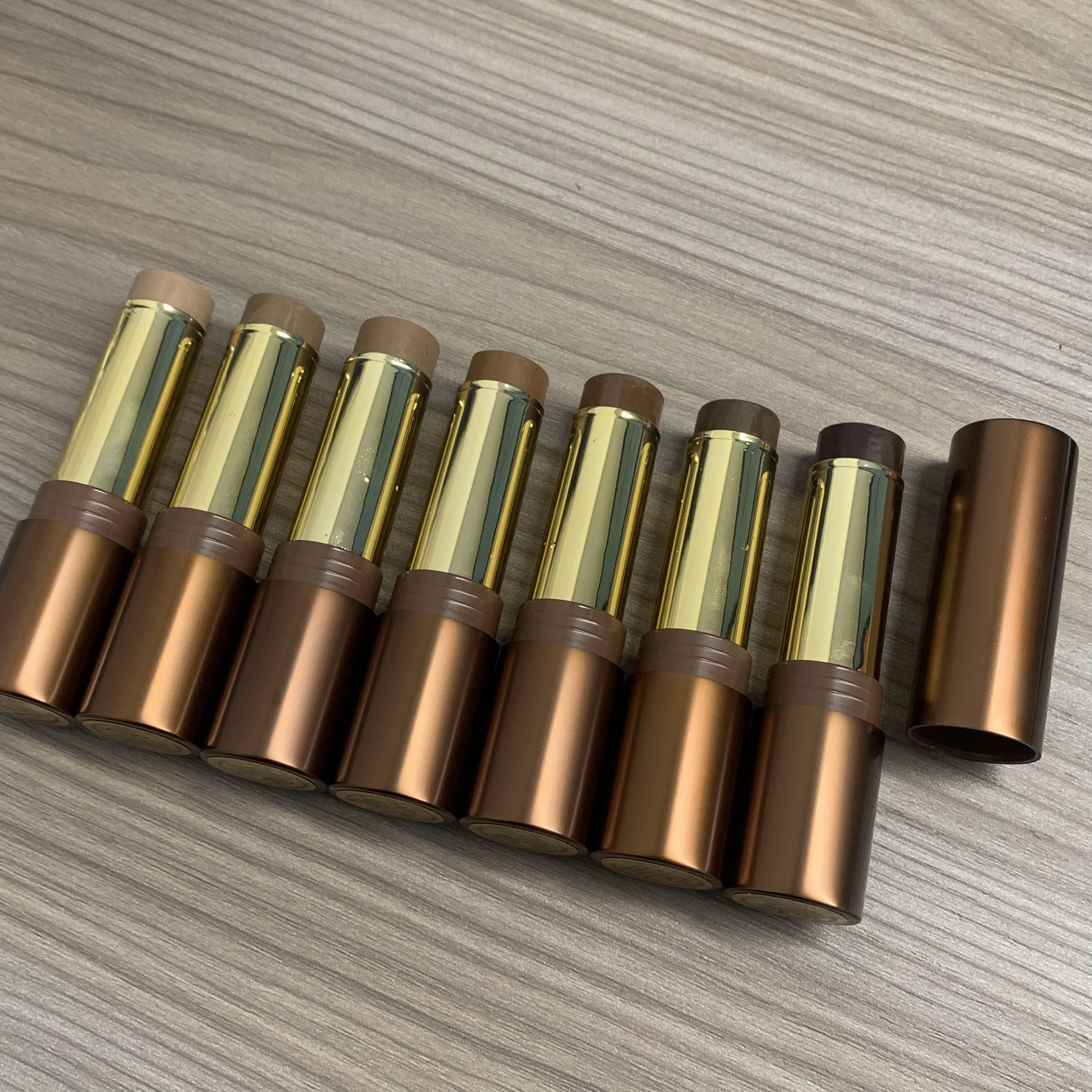 Pudaier Custom Logo Bronzer Stick Cream Contour Makeup Face Sculpting Stick Blendable Waterproof Vegan Formula Private Label
