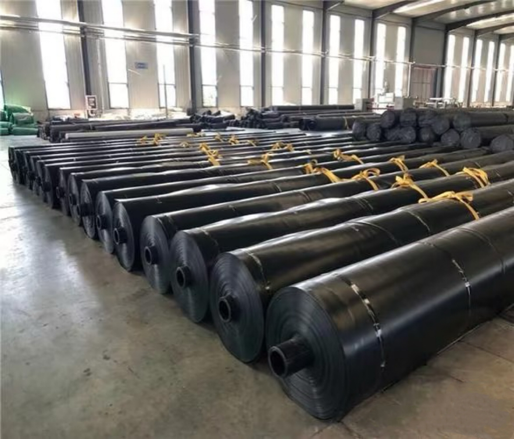 Reinforced 1mm 1.5mm 2mm HDPE Polyethylene Plastic Sheeting UV Anti-Aging Pond Liner for Fish Farm Shrimp Farm Landfill